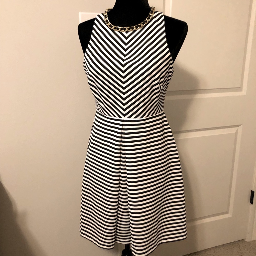 Jessica Simpson Black And White Striped Dress